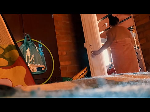 ❤️ Mae fy ewythr yn fy dilyn i mewn i'r gawod, mae'n fy ffycin tra byddaf yn cymryd cawod. ️ porno Rwsiaidd atom ni cy.hentaidude.ru ❌️